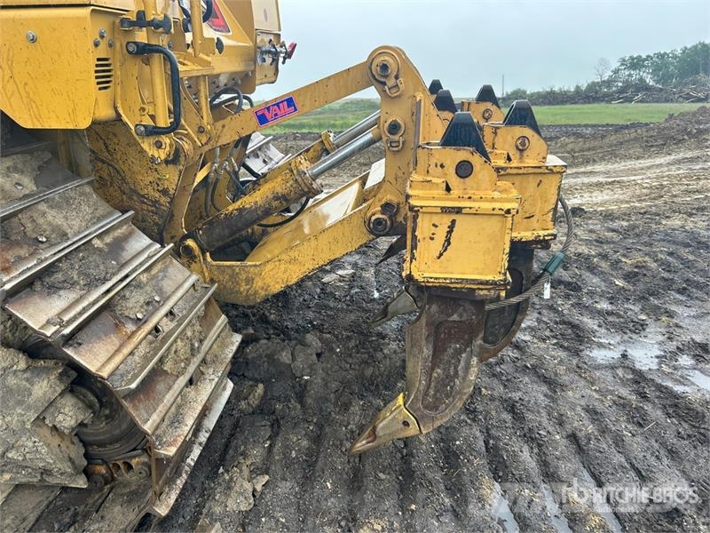 CAT D6 XE 履帶推土機