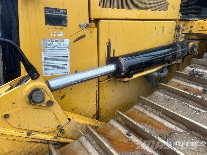 CAT D6 XE 履帶推土機