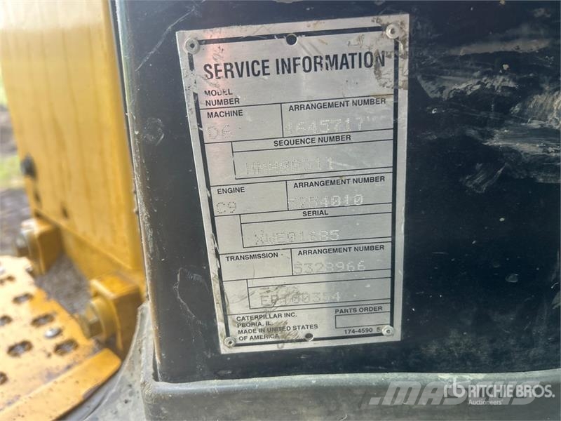 CAT D6 XE 履帶推土機