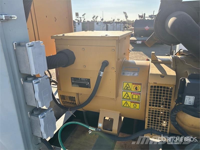 CAT D60-4 54.6 kW Mobile Generator Set Diesel Generatoren