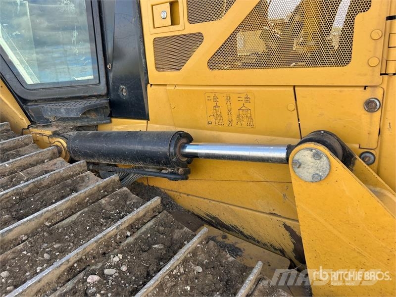 CAT D6N LGP Crawler Dozer Гусеничні бульдозери