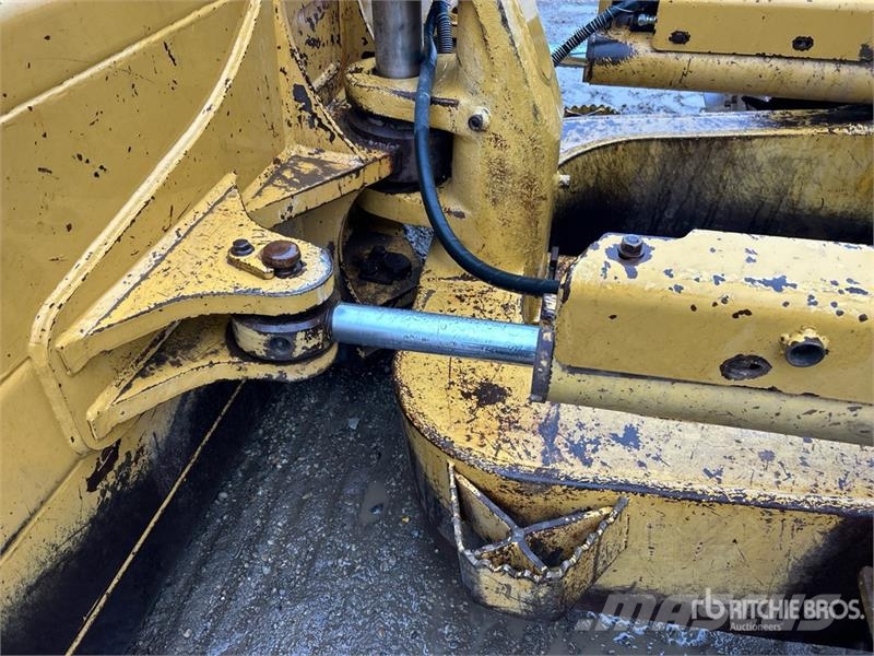 CAT D6N LGP Crawler Dozer Buldožerji goseničarji