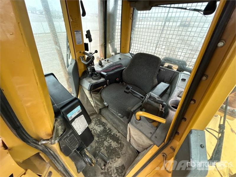 CAT D6N LGP Crawler Dozer Buldožerji goseničarji