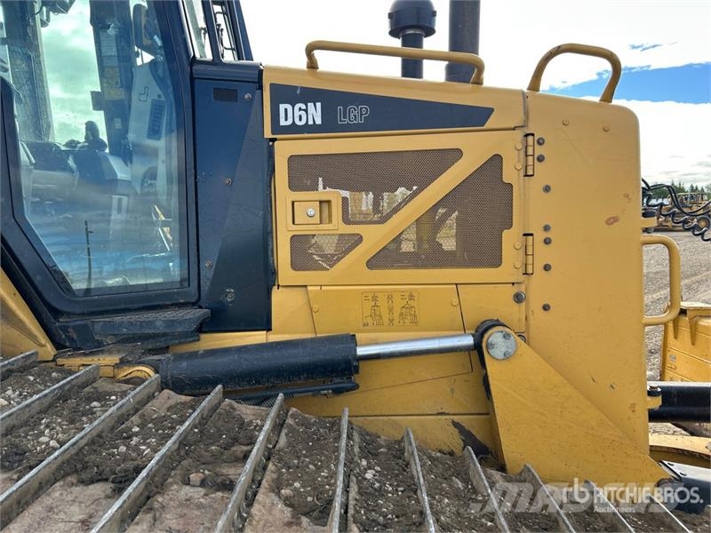 CAT D6N LGP Crawler Dozer Гусеничні бульдозери