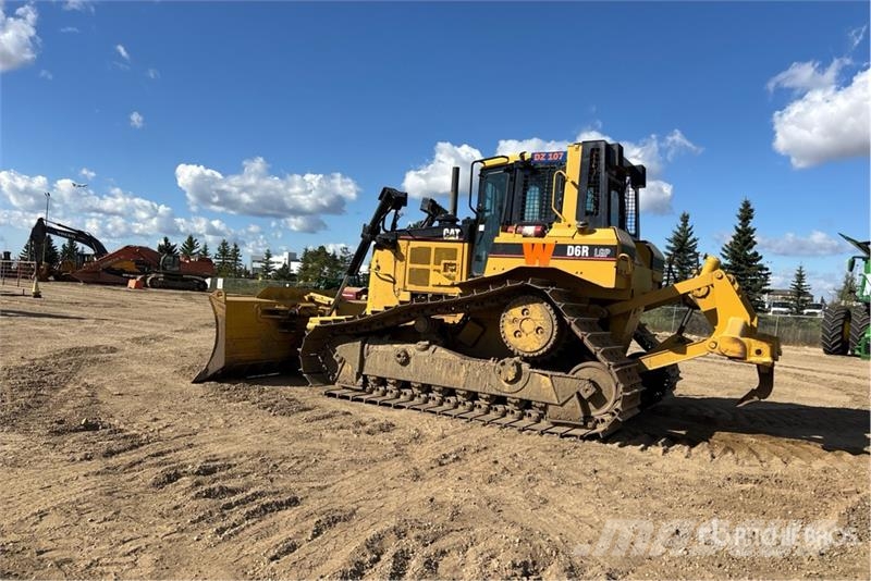 CAT D6R LGP Series III lánctalpas dózerek