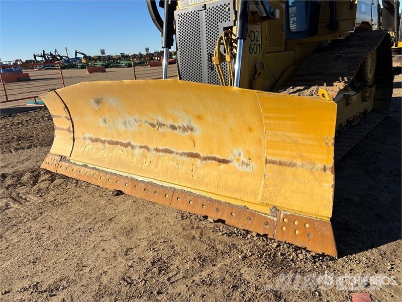 CAT D6R XL Series II Crawler dozers