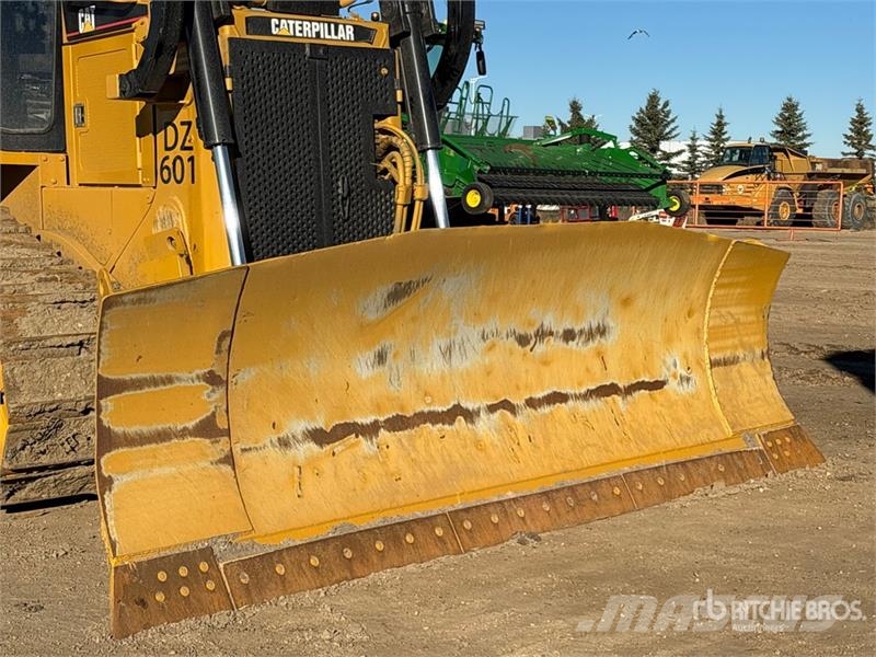 CAT D6R XL Series II Crawler dozers