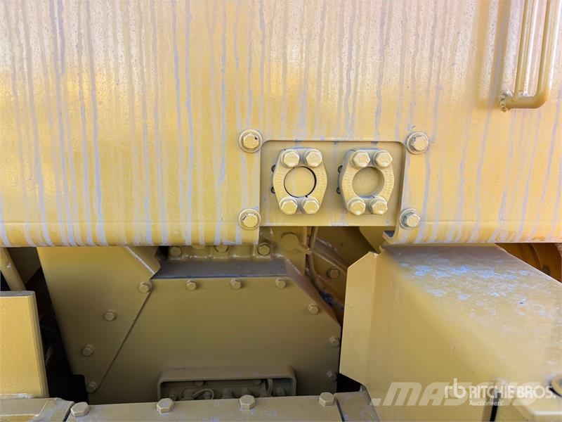 CAT D6R XL Series II Crawler dozers