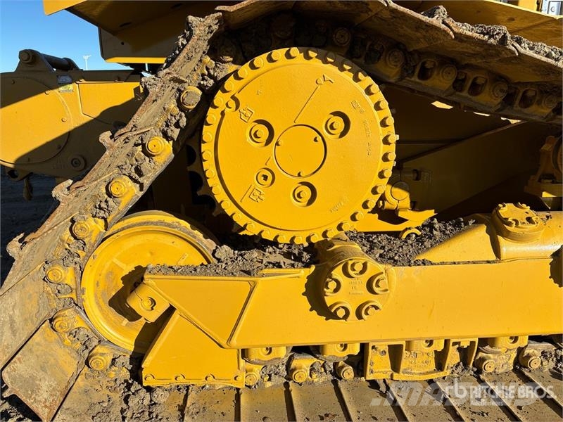 CAT D6R XL Series II Crawler dozers