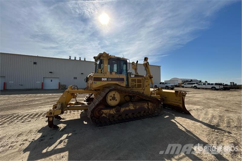 CAT D6R XW Series III Kāpurķēžu buldozeri