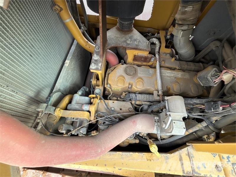 CAT D6T LGP Crawler Dozer Bulldozer