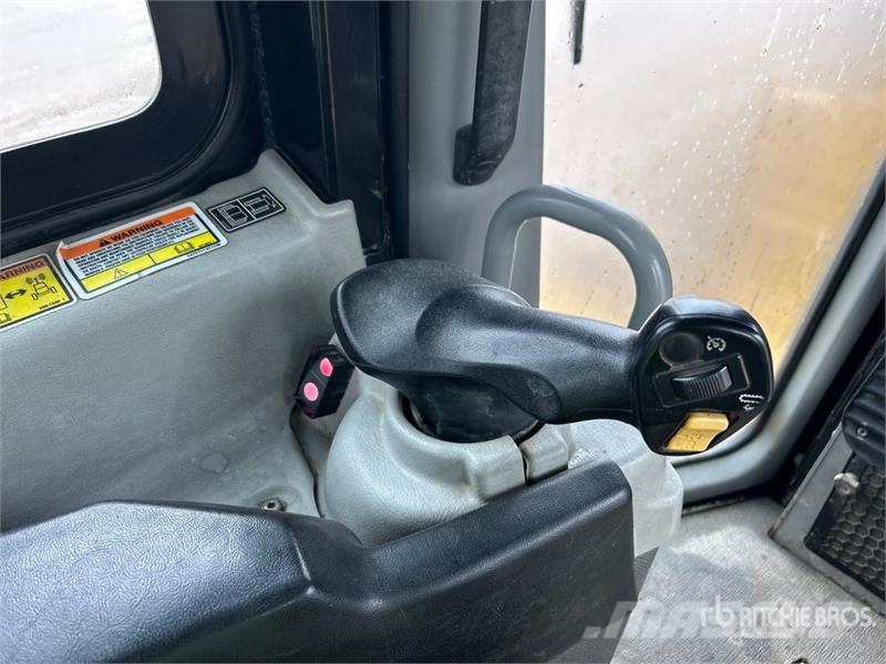 CAT D6T LGP Crawler Dozer Bulldozer