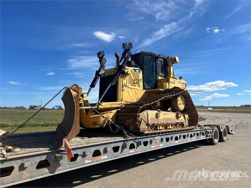 CAT D6T LGP Crawler Dozer Pásové dozéry