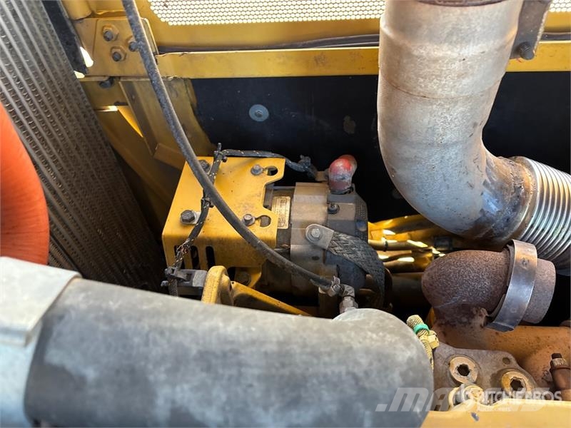 CAT D6T LGP Crawler Dozer Μπουλντόζες με ερπύστριες
