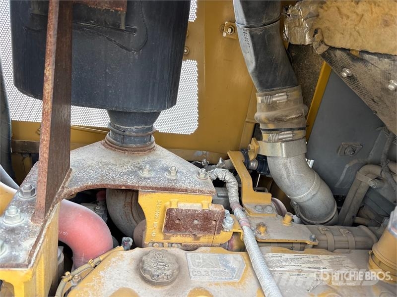 CAT D6T LGP Crawler Dozer Bulldozer