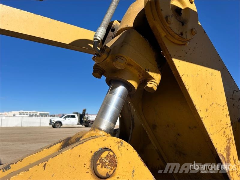 CAT D6T LGP Crawler Dozer Bulldozer