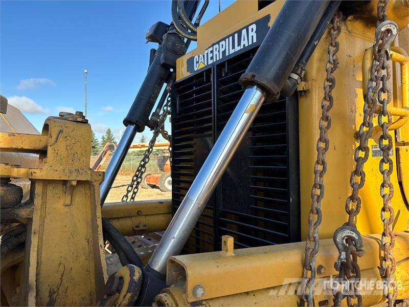 CAT D6T LGP Crawler Dozer (Inoperable) Buldožeri gusjeničari