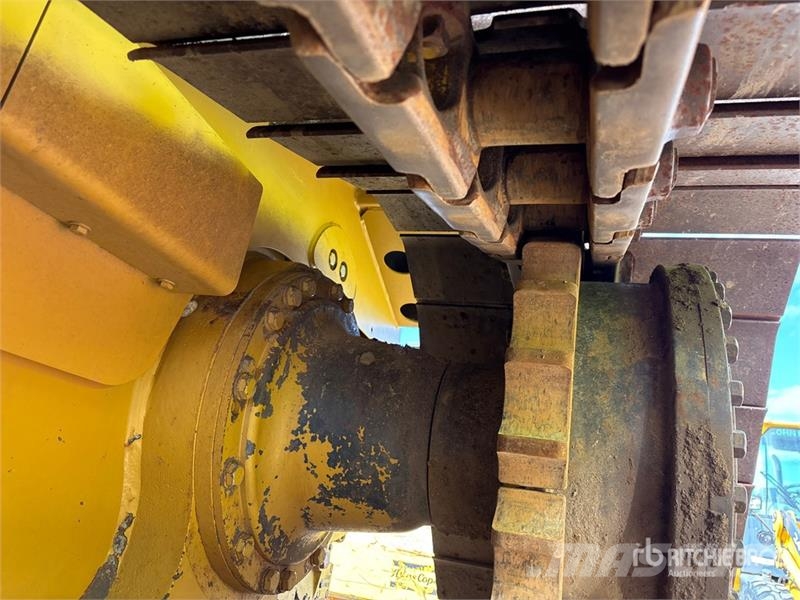 CAT D6T LGP Crawler Dozer Верижни булдозери