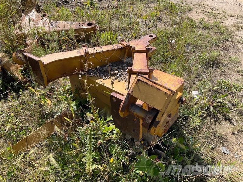 CAT D6T Rear Hitch Ostale komponente za građevinarstvo