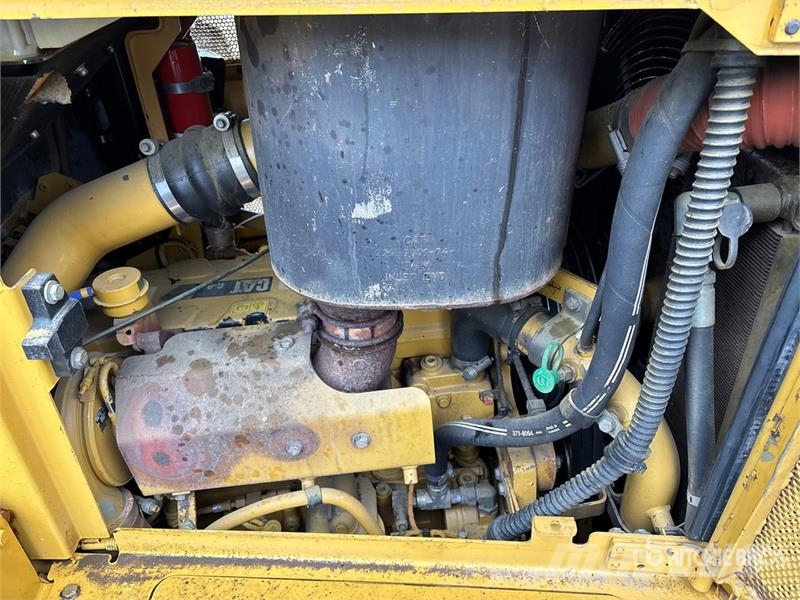 CAT D6T XW Crawler Dozer Bulldozer