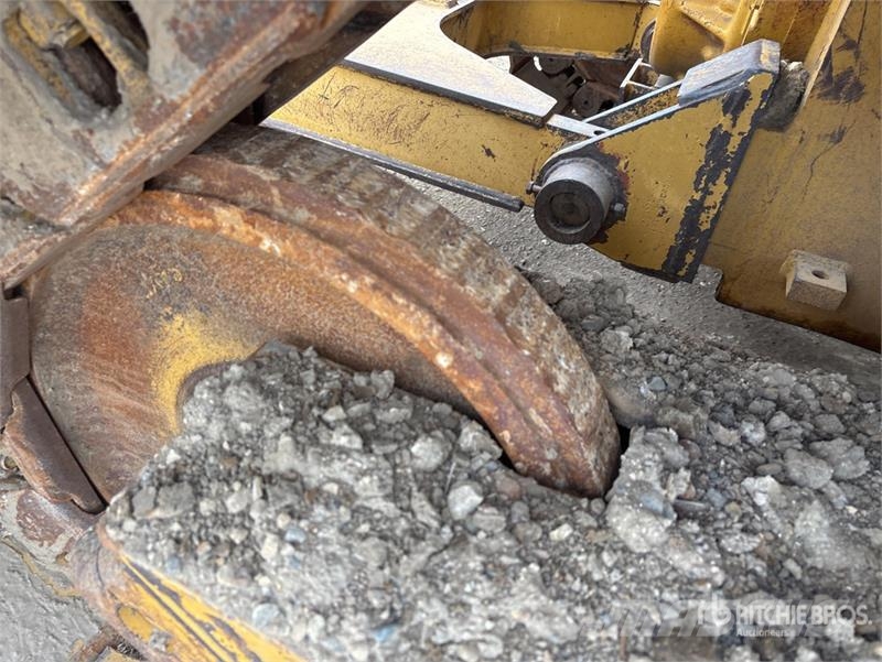 CAT D6TLGP Crawler Dozer Гусеничні бульдозери