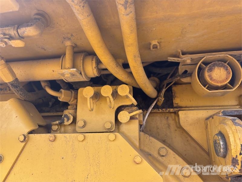 CAT D6TLGP Crawler Dozer Гусеничні бульдозери