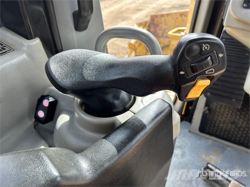 CAT D6TLGP Crawler Dozer Buldožeri gusjeničari