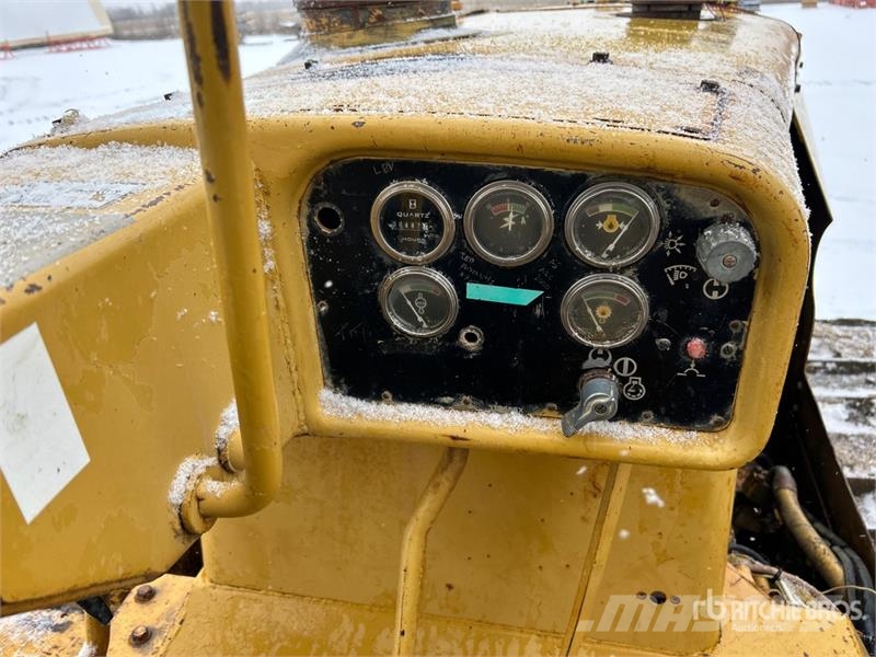 CAT D7G Pipelayer w/ Midwestern M60C Conversion Slagači cijevi