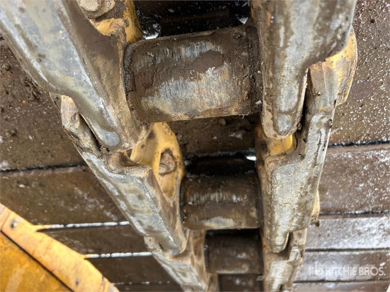 CAT D7G Pipelayer w/ Midwestern M60C Conversion Slagači cijevi