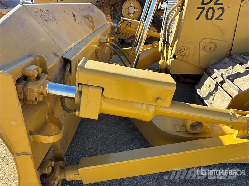 CAT D7R XR Series II lánctalpas dózerek