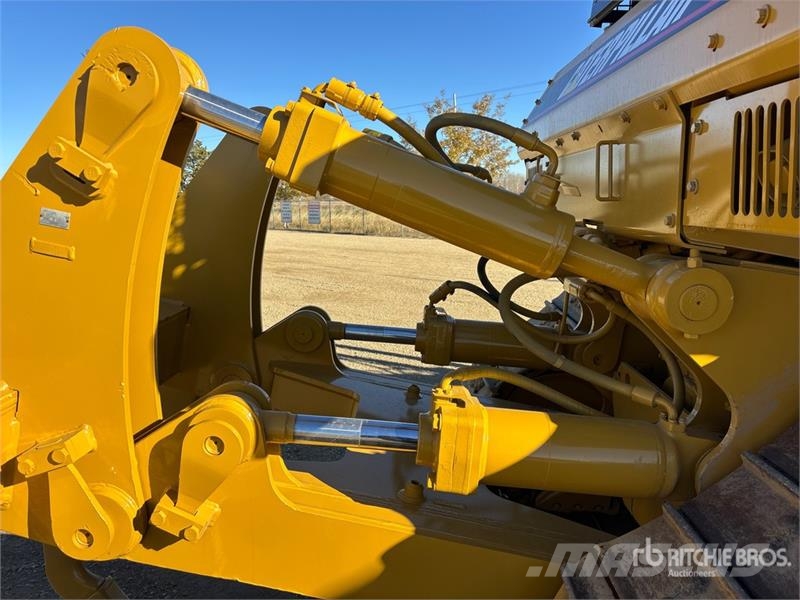 CAT D7R XR Series II lánctalpas dózerek