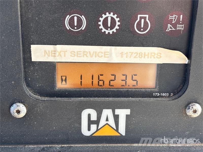 CAT D7R XR Series II lánctalpas dózerek