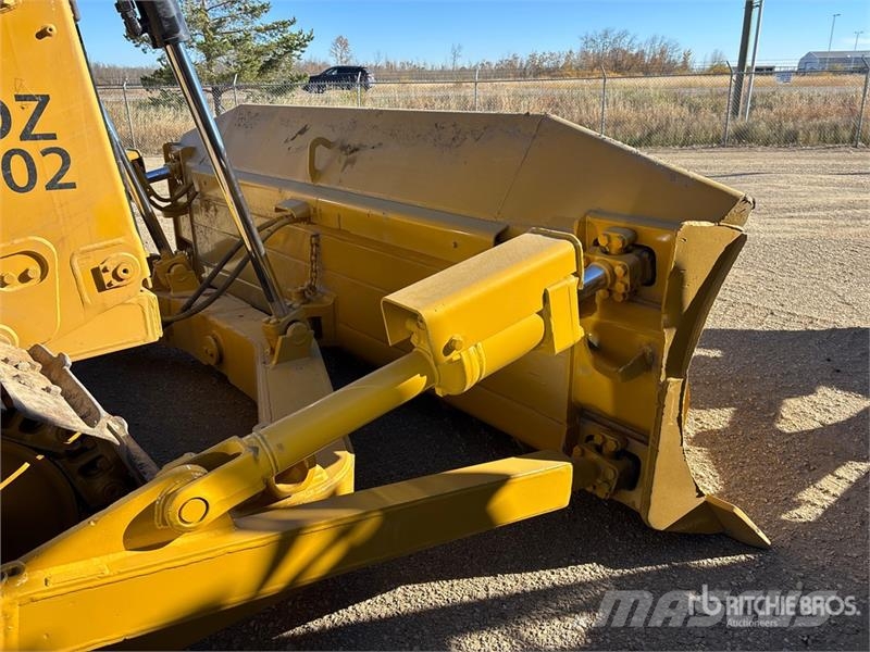 CAT D7R XR Series II lánctalpas dózerek
