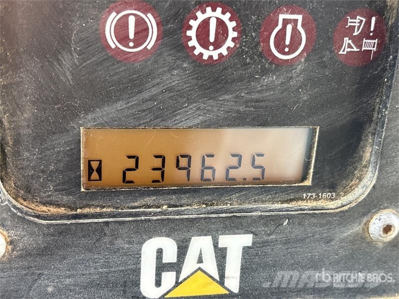 CAT D7R XR Series II lánctalpas dózerek