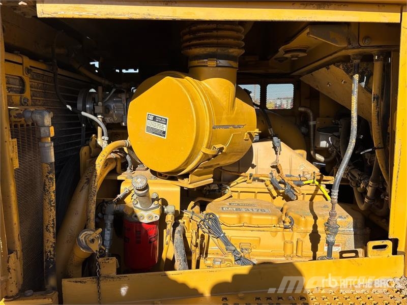 CAT D7R XR Series II lánctalpas dózerek