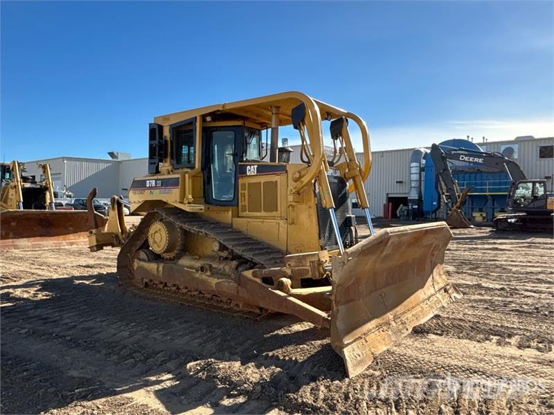 CAT D7R XR Series II lánctalpas dózerek