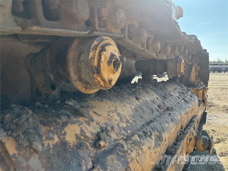 CAT D8 Kāpurķēžu buldozeri
