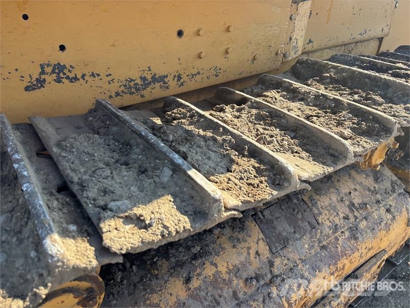 CAT D8 Kāpurķēžu buldozeri