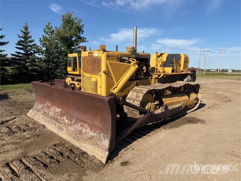 CAT D8 lánctalpas dózerek