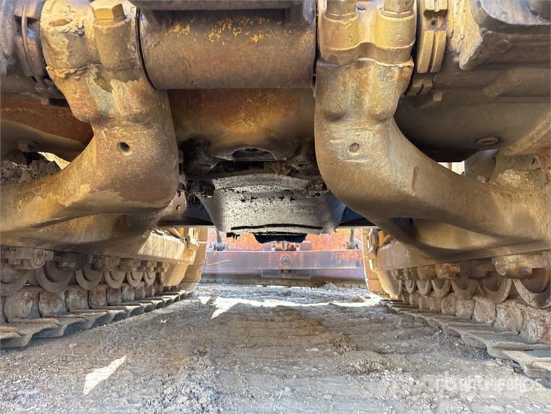 CAT D8F Crawler Dozer بلدوزرات مجنزرة
