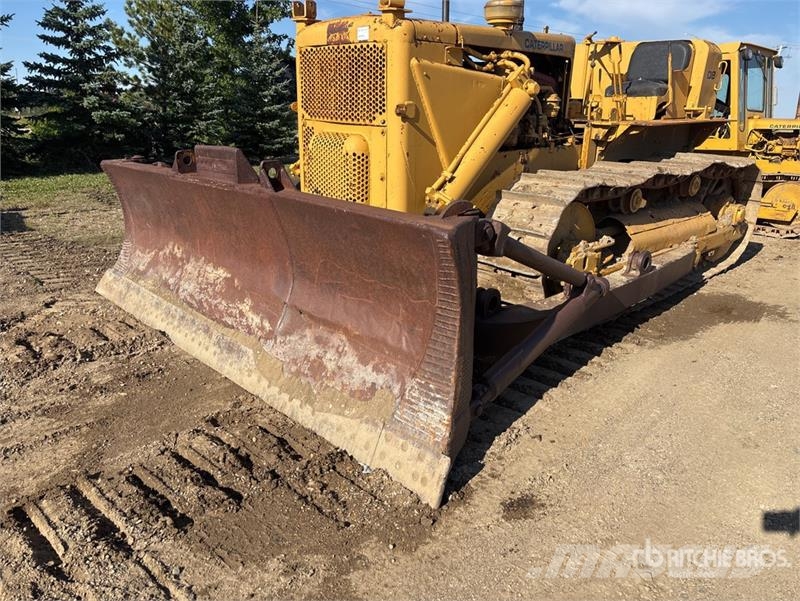 CAT D8F Crawler Dozer بلدوزرات مجنزرة