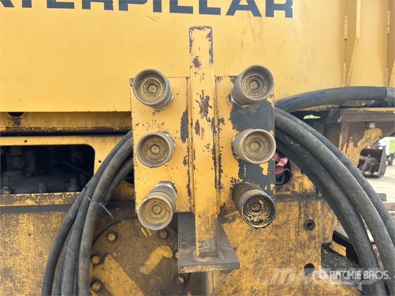 CAT D8H Buldožeri guseničari