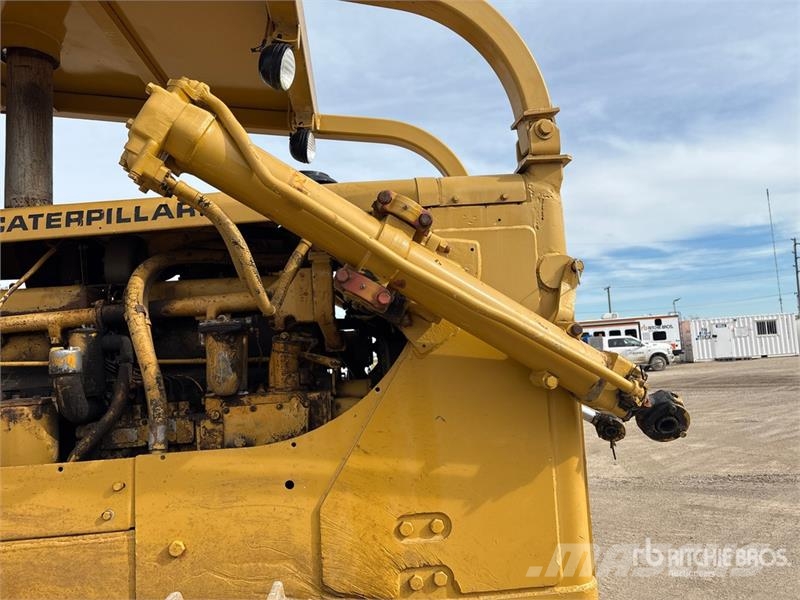 CAT D8H Buldožeri guseničari
