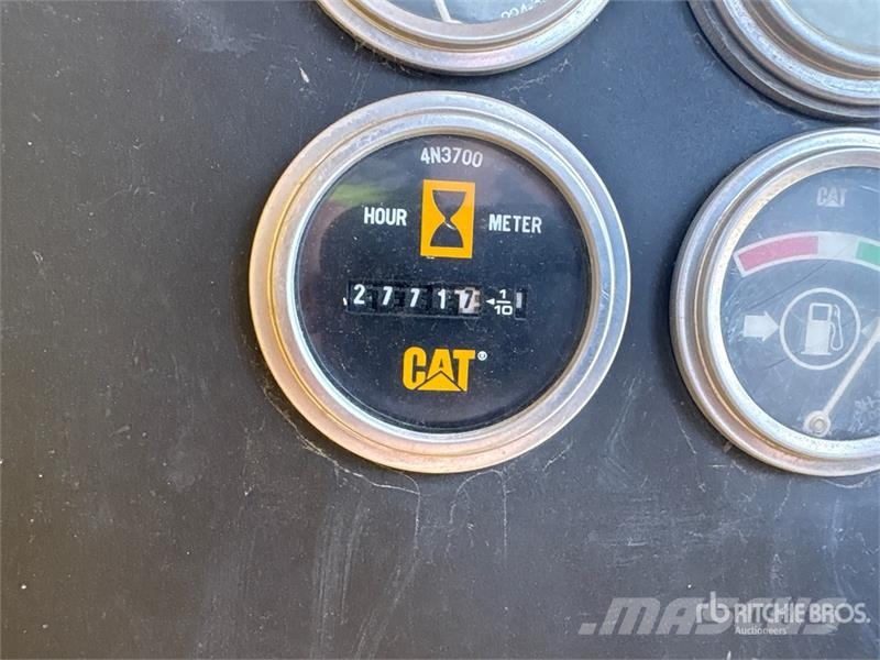 CAT D8H Buldožeri guseničari