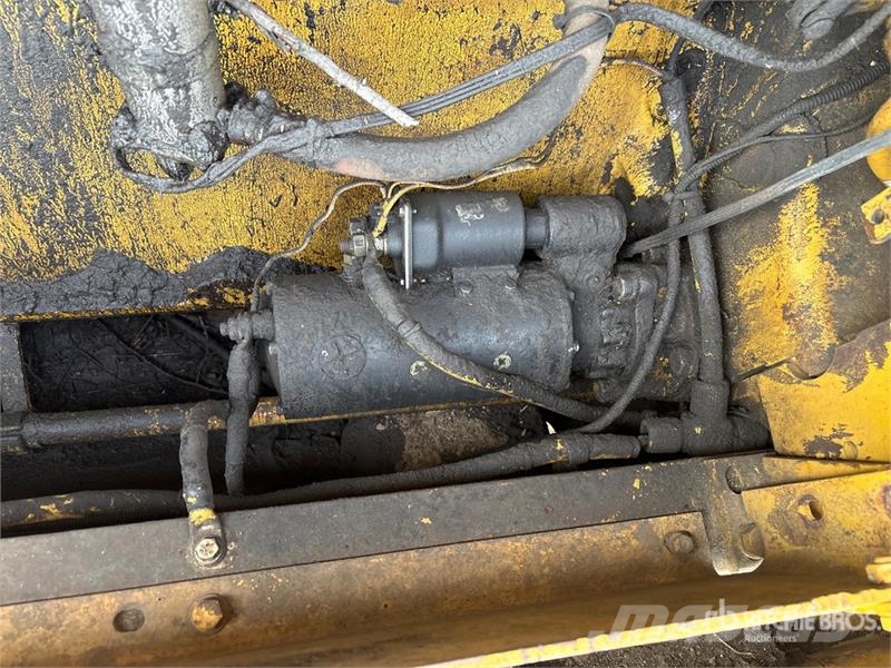 CAT D8H Buldožeri guseničari