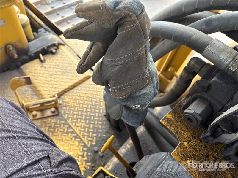 CAT D8H Buldožeri guseničari