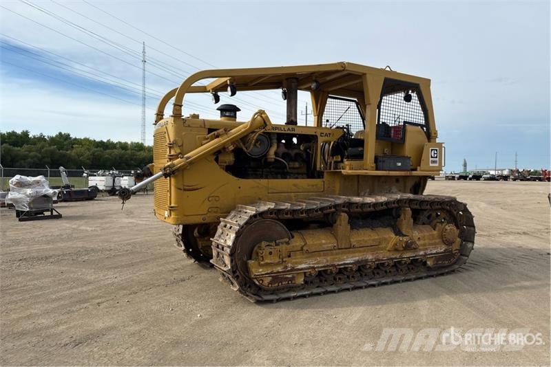 CAT D8H Buldožeri guseničari