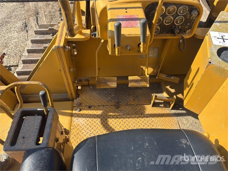 CAT D8K Pipelayer w/ 2000 Midwestern M583 Conversion Rohrverlegeraupen