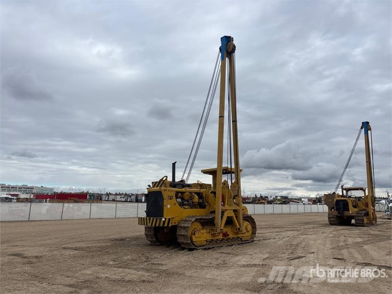 CAT D8K Pipelayer w/ 2005 Midwestern M583 Conversion Slagači cijevi