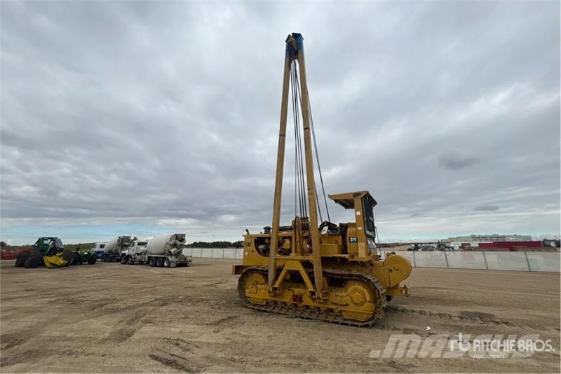 CAT D8K Pipelayer w/ 2005 Midwestern M583 Conversion Slagači cijevi